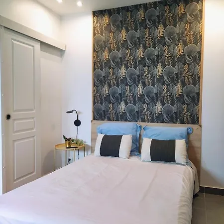 Appart-hotel Le Djurdjura Suresnes-nanterre-la Defense Апарт-отель 3*